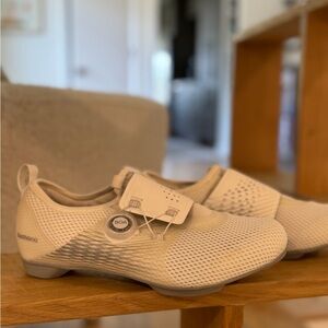 Shimano cycling shoes